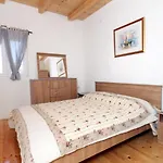 بيت للعطل House With A Parking Space *