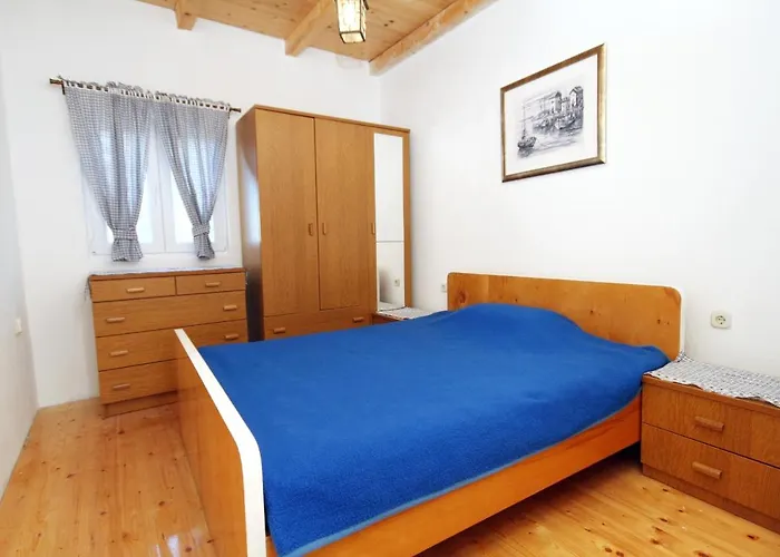 بيت للعطل House With A Parking Space